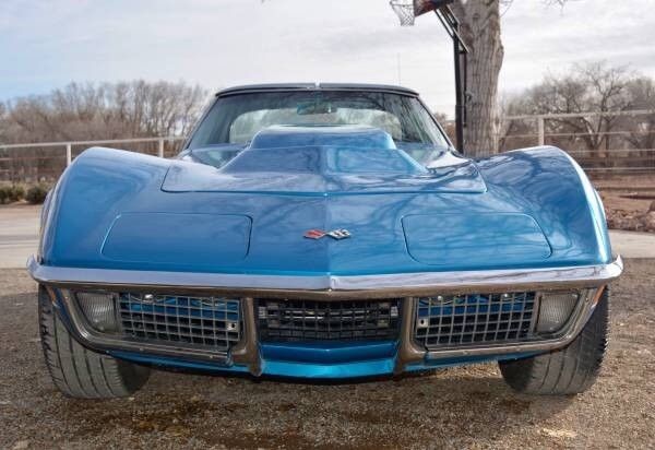 1970 corvette. fresh restoraztion. 427. 4 speed m/t. positrac