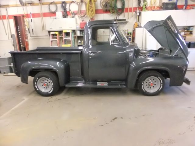 1953 ford f100 pickup truck