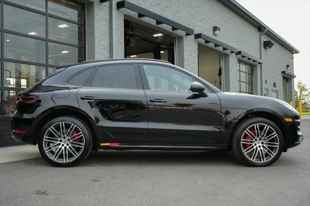 2017 porsche macan turbo