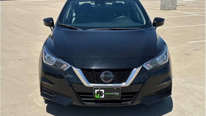 2021 nissan versa sv