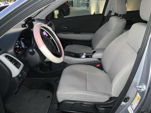 2022 honda hr-v lx