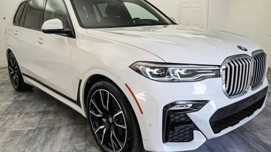 2022 BMW X7
