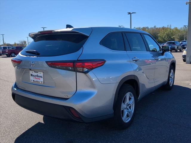 2023 toyota highlander l