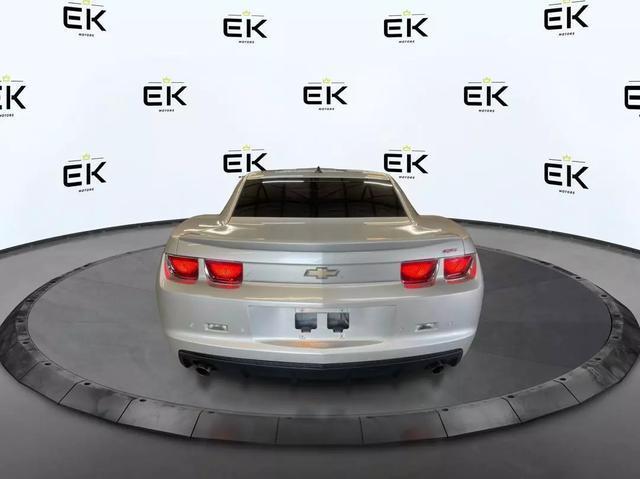 2011 chevrolet camaro 2lt