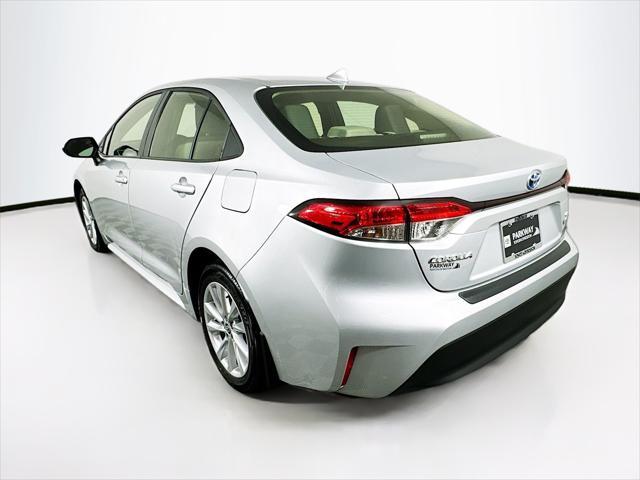 2023 toyota corolla hybrid le