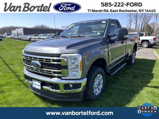 2023 ford f-350 xlt
