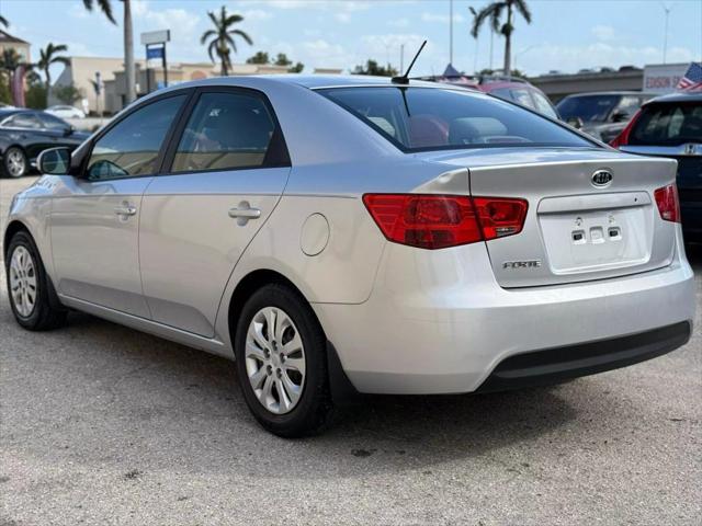 2012 kia forte lx