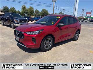 2023 Ford Escape st-line