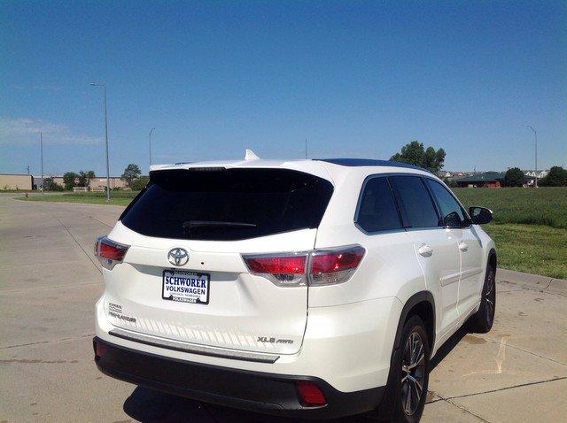 used 2016 toyota highlander xle lincoln, ne 68504 for sale in lincoln, nebraska