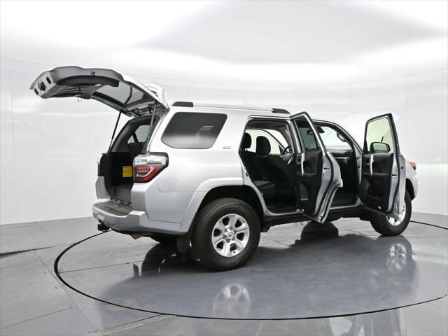 2023 toyota 4runner sr5