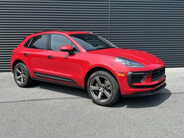 2024 porsche macan base