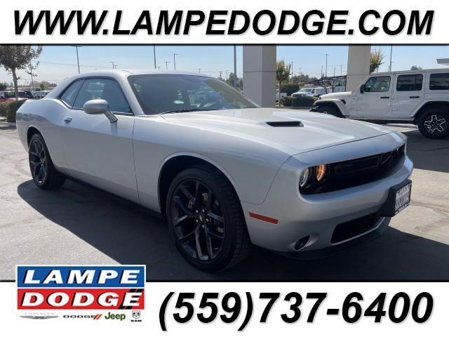 2023 dodge challenger sxt
