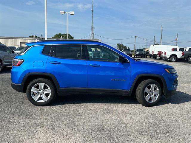 2022 jeep compass latitude