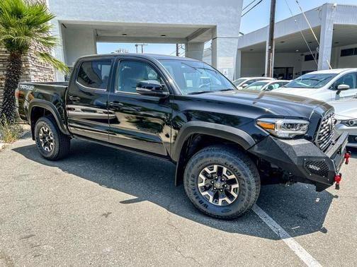 2023 toyota tacoma