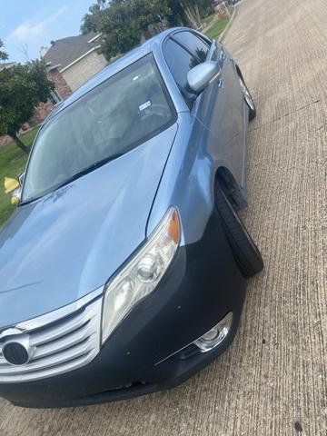 2011 toyota avalon limited