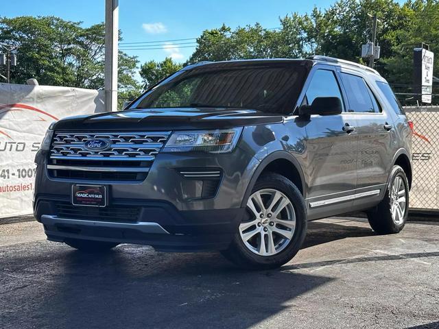 2019 ford explorer xlt