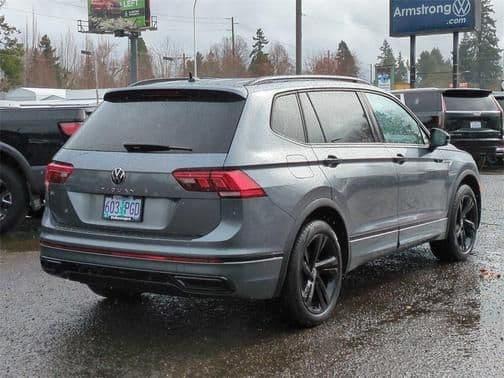 2023 volkswagen tiguan 2.0t se r-line black in gladstone, oregon