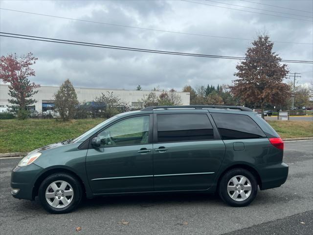 2004 toyota sienna xle