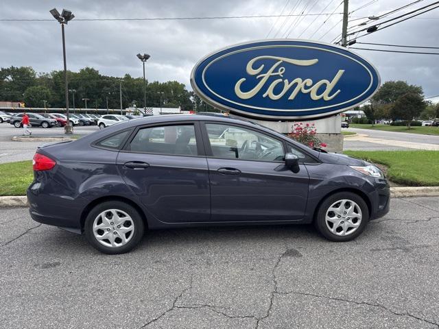 2012 ford fiesta se