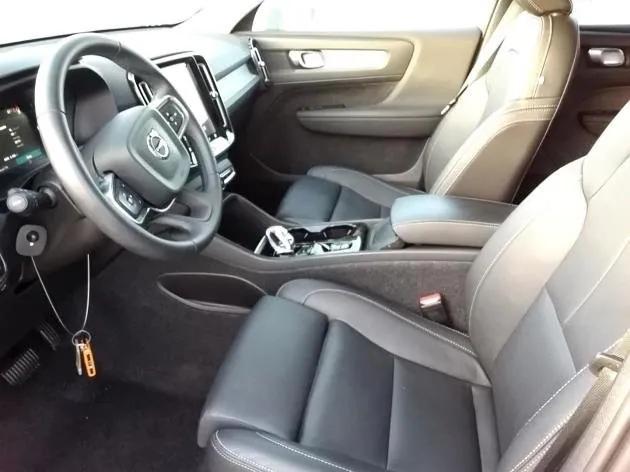 2024 volvo xc40 t mulliner