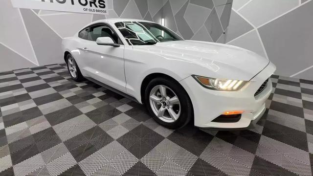 2016 ford mustang v6