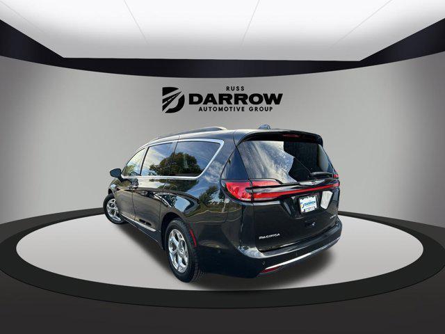 2022 chrysler pacifica limited