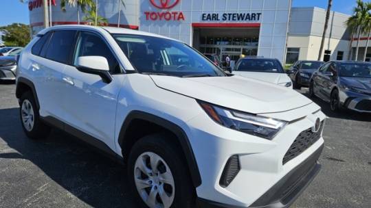 2024 toyota rav4 le