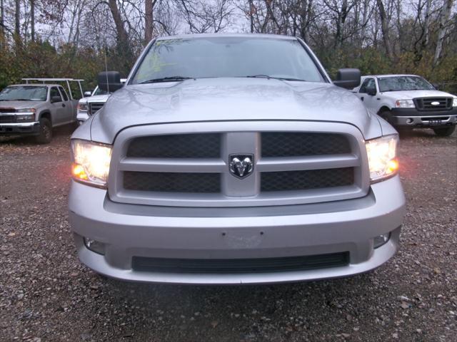 2012 ram 1500 4wd quad cab 140.5''