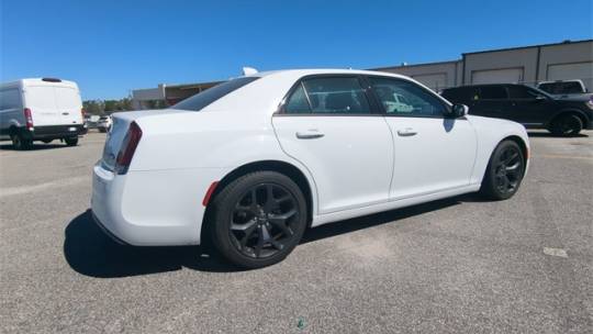 2023 Chrysler 300