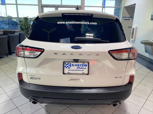 2021 ford escape se