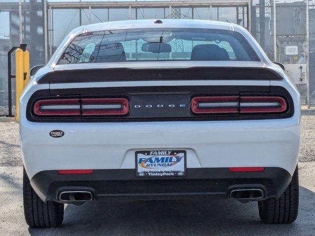 2023 dodge challenger sxt