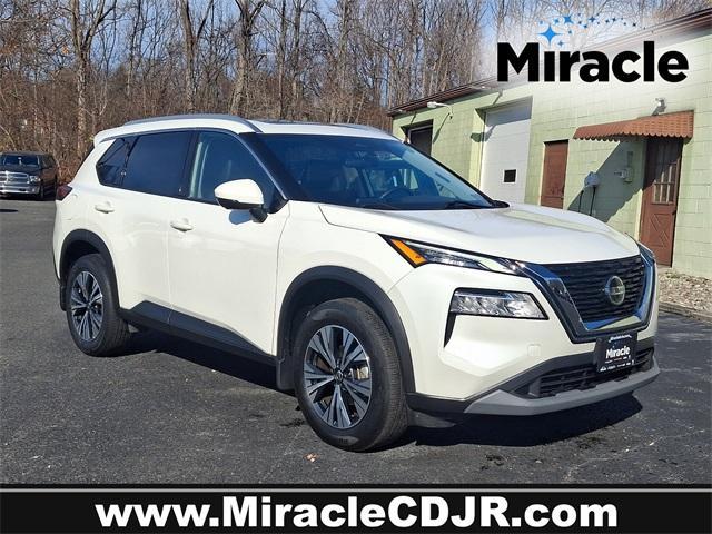 2021 nissan rogue sv