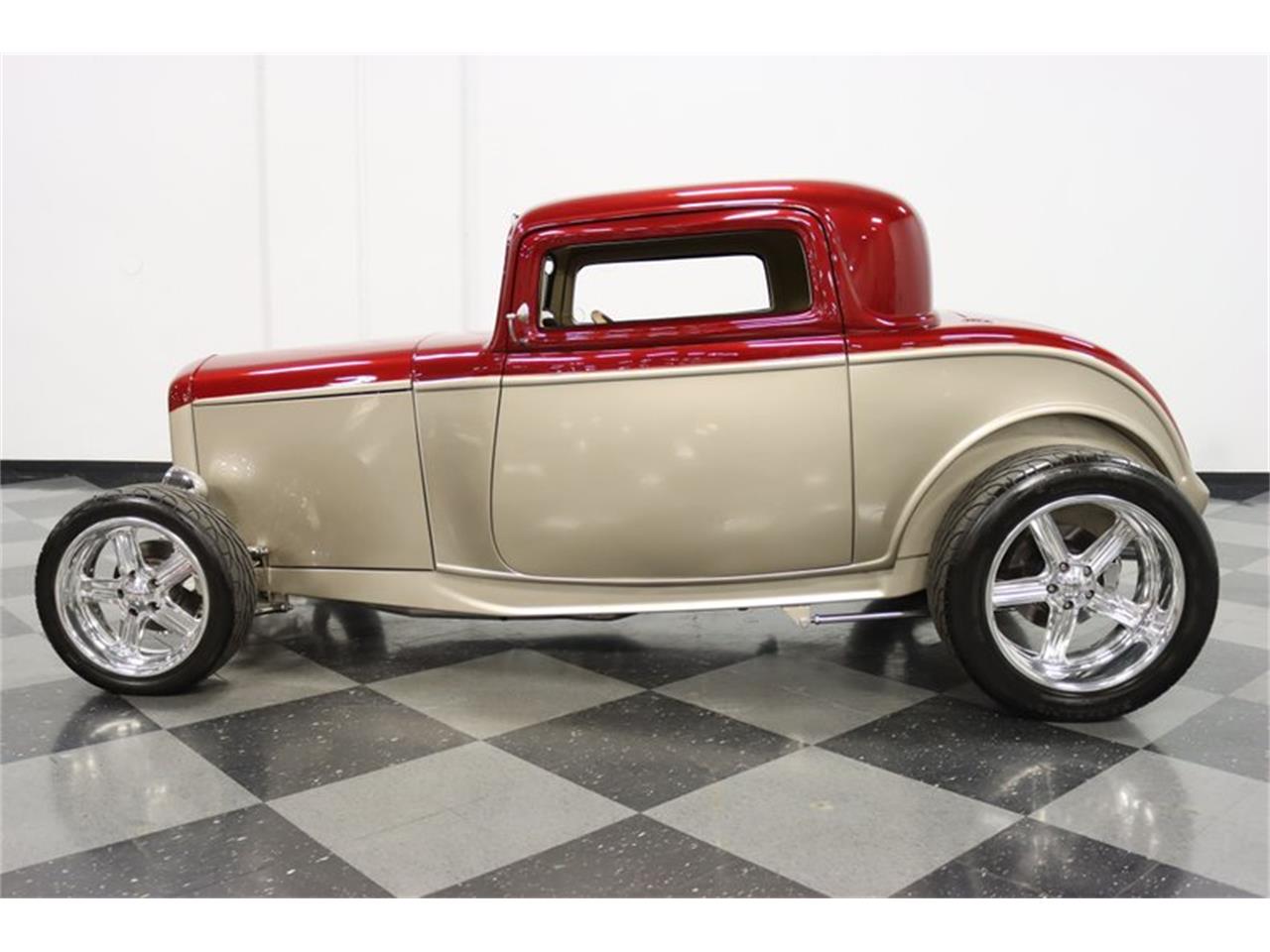 1932 ford 3-window coupe