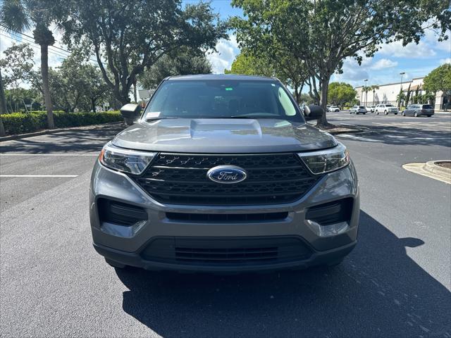 2023 ford explorer base