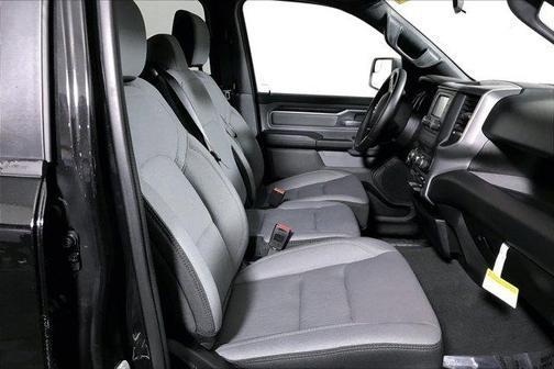 2022 ram 1500 in milwaukee, wisconsin
