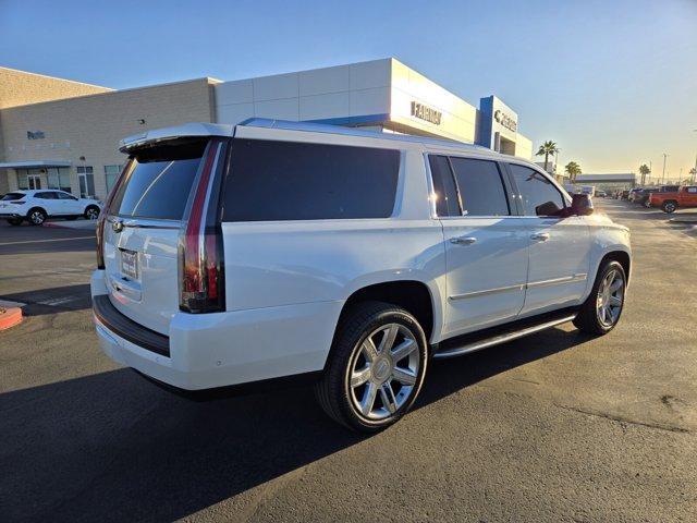 2020 cadillac escalade esv luxury