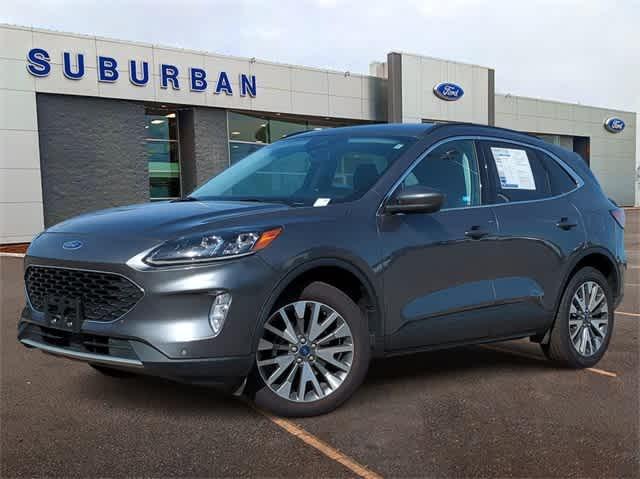 2022 ford escape titanium