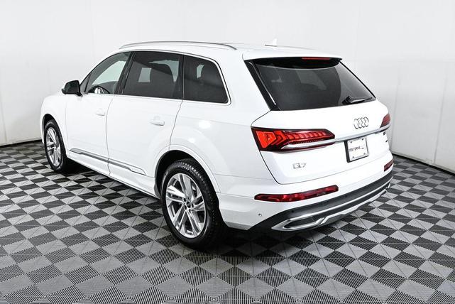 2024 audi q7 55 premium plus
