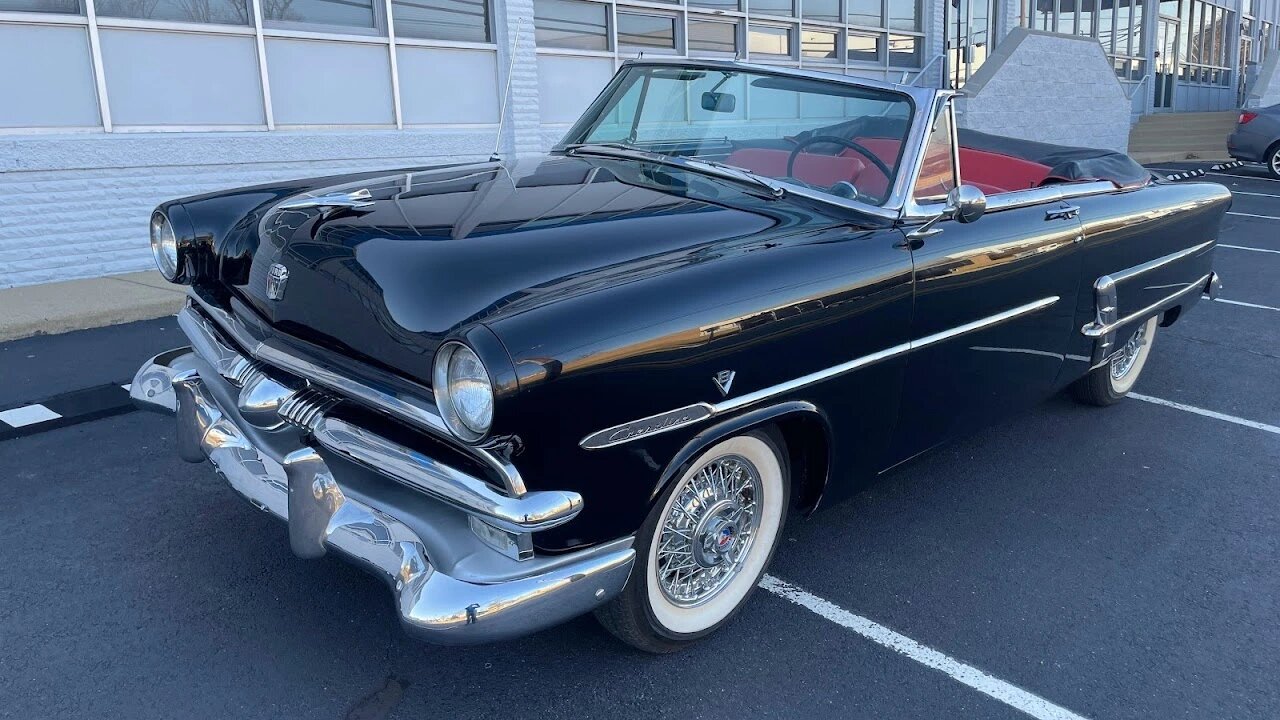 ford crestline sunliner