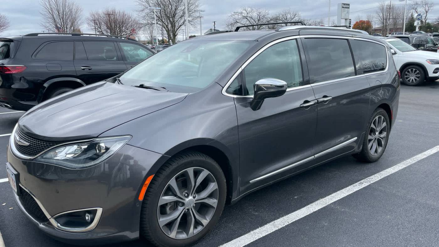2017 chrysler pacifica limited