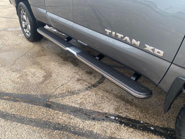 2017 nissan titan xd sv