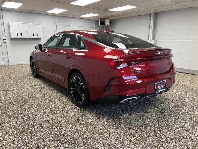 2022 kia k5 gt-line