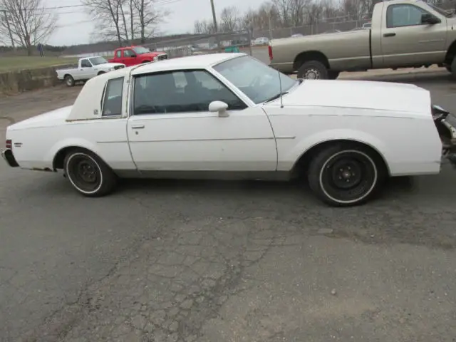 1985 buick regal limited coupe 2-door 3.8l ,135150 miles runs and drive