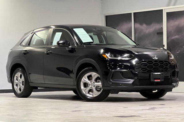 2023 honda hr-v lx