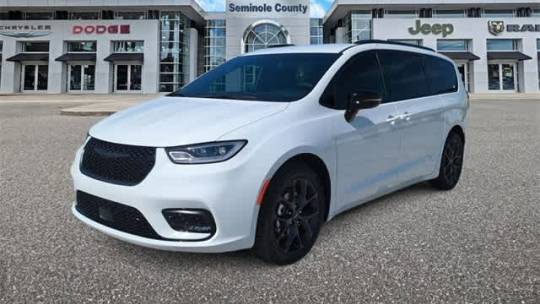 2024 Chrysler Pacifica