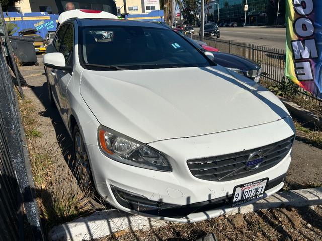 2017 volvo v60 t5