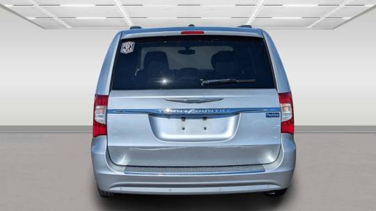 2011 Chrysler Town & Country