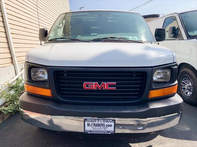 2014 gmc savana 1500 g1500 cargo awd