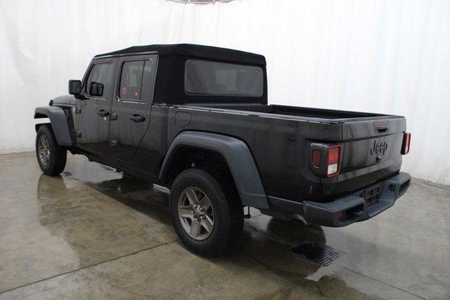 2020 jeep gladiator sport s