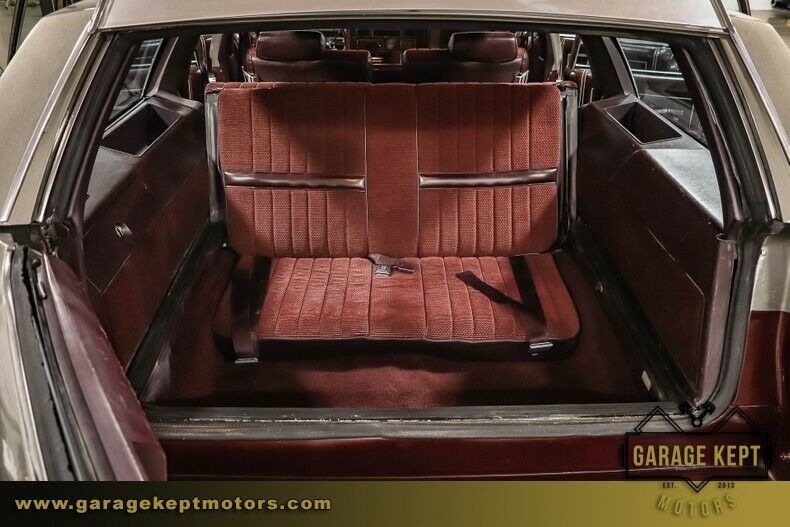 1986 oldsmobile custom cruiser wagon red/silver station wagon 5.0l v8 40,456 mil